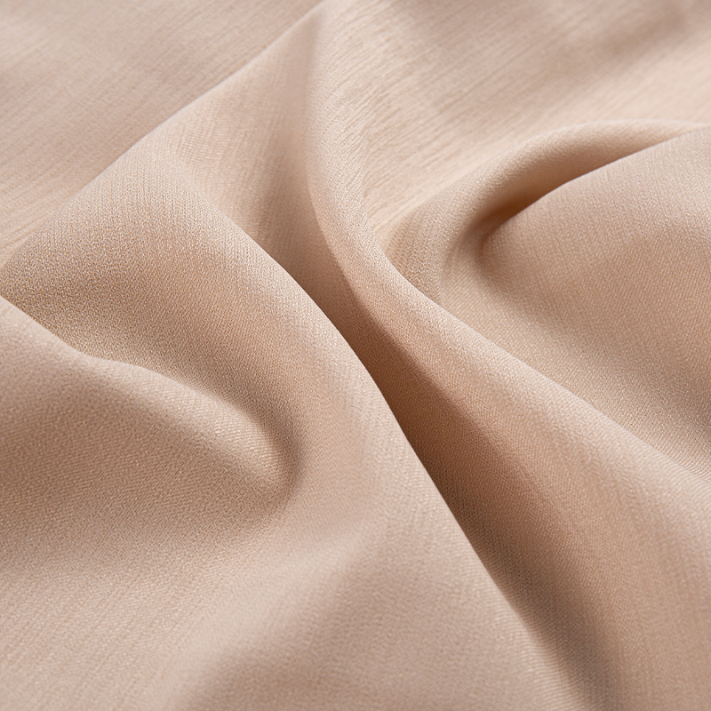 DS586 Glat og åndbart Doris 3/1 twill Polyester Lys Pink stof